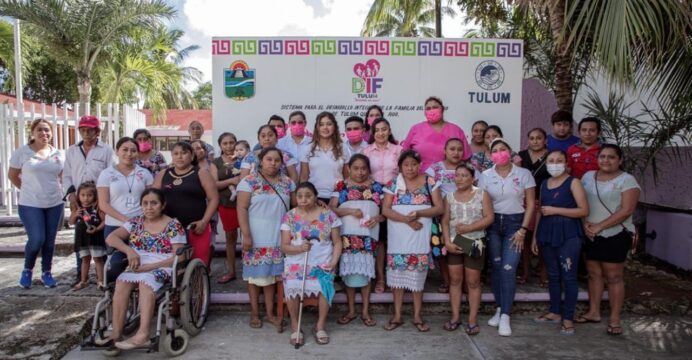 DIF Tulum arranca Caravana Rosa en Hondzonot