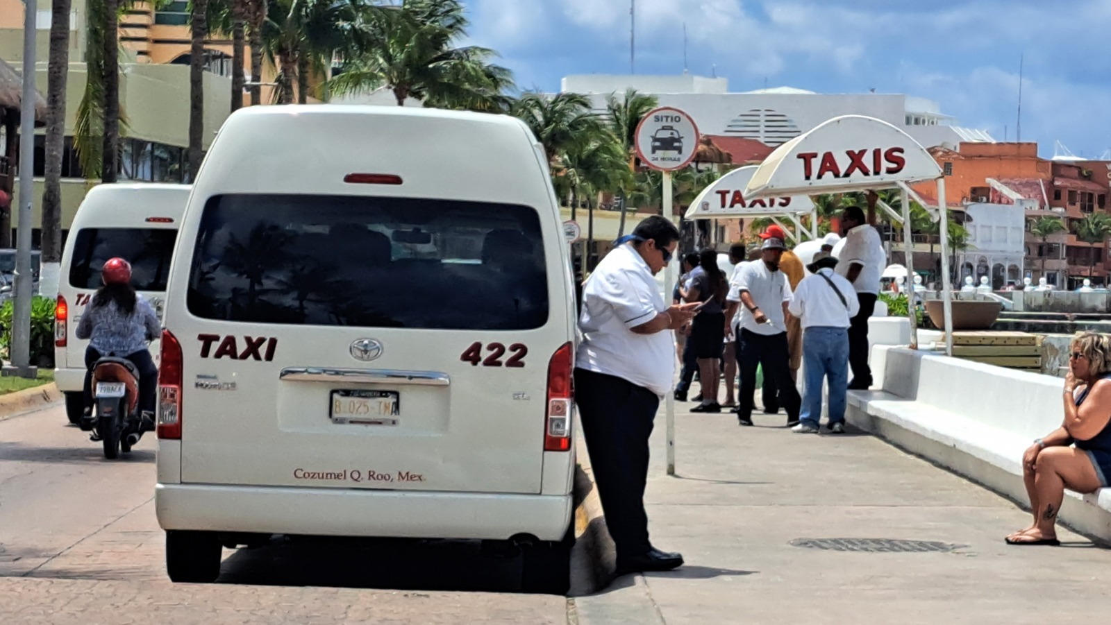 Son taxistas acaparadores; quieren todo para ellos al solicitar 30% de  aumento a tarifas y 100 concesiones más