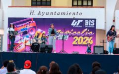 Éxito musical de la UT Cancún BIS en la Plaza de la Reforma