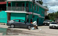 Imprudente repartidor de tortillas en Tulum, víctima de su irresponsabilidad