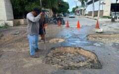 Ayuntamiento de Tulum atiende denuncias ciudadanas y repara baches en la ciudad