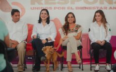 Mara Lezama y Estefanía Mercado, por la adopción responsable de mascotas