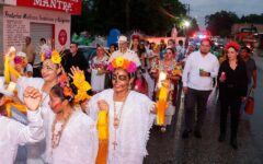 Puerto Morelos celebra festival Ofrenda de luz y amor Hanal Pixán