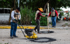 Con intensas jornadas avanzan los trabajos de bacheo en las principales calles y avenidas de Playa del Carmen