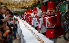 Rosca de Reyes de 1 kilómetro llena la Quinta Avenida de Playa del Carmen