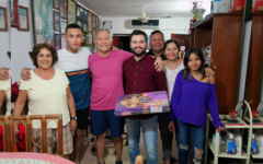 Eric Arcila celebra el ‘Día de Reyes’ visitando y conviviendo con los vecinos del Distrito 07