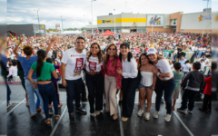 Llevan alegría y diversión a miles de niñas y niños por el Día de Reyes en Villas del Sol