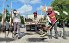 Intensifica Ana Paty Peralta programa de bacheo en Cancún