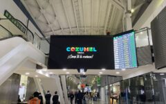 Chacón promociona a Cozumel y sus tradiciones en el aeropuerto de la CDMX para atraer más visitantes