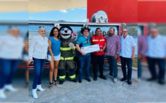 Recibe Bomberos donativo