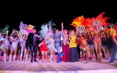 Vibrante noche en Playa del Carmen durante la elección de reinas y reyes del Carnaval 2025