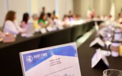 Empresarias de Amexme Cancún unen fuerzas por el desarrollo social y económico con DIF y SEDE