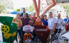 Entrega Mara Lezama maquinaria y silos herméticos a productores de maíz de Felipe Carrillo Puerto, José María Morelos, Bacalar y Othón P. Blanco