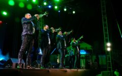 Cozumeleños celebran con Tierra Sagrada en El Cedral
