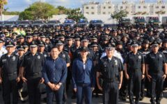 Estefanía Mercado le cumple a las y los policías de Playa del Carmen; anuncia la entrega de un bono económico