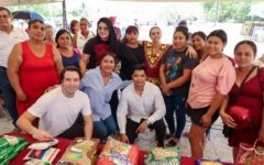 Ana Paty Peralta beneficia a cancunenses con regularización de su patrimonio