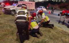 Gobierno de Estefanía Mercado coordina atención a fuerte accidente en la Cancún–Playa del Carmen con saldo de 15 lesionados