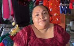 Mujer emprendedora consolida su tienda de ropa tras años de esfuerzo