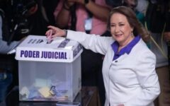 Puntea Yasmín para repetir como ministra