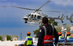 Helicóptero del Gobierno de Estefanía Mercado rescata a dos personas frente a las costas de Punta Allen