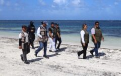 Gobierno de Puerto Morelos mantiene vigilancia en sus playas para evitar ambulantaje