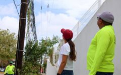 Ana Paty Peralta instruye orden y limpieza en el cableado aéreo