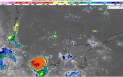 Onda tropical 14 traerá lluvias fuertes y calor intenso a Quintana Roo