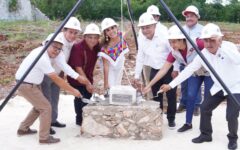 Colocan la primera piedra del nuevo Hospital Integral