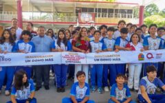 Entrega Mara Lezama nuevo domo en secundaria de Chetumal