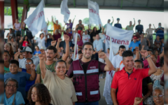 Mantiene Gino acercamiento con ciudadanos