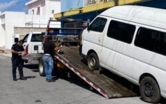 Retiran vehículos abandonados de calles de Cozumel