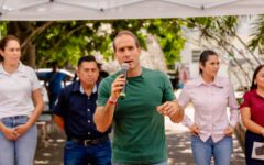 Diego Castañón lleva atención directa a familias de la Zona Maya de Tulum