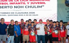 Premian a los ganadores del Torneo Clausura 2026 de la Liga Municipal Infantil y Juvenil de Fútbol ‘Prof. Alberto Noh Chulim’