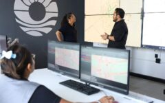 Cancún fortalece la movilidad con monitoreo inteligente de semáforos