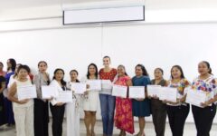 Reconocen a bibliotecarias y bibliotecarios quintanarroenses