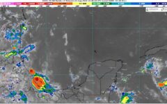 Onda tropical 27 provocará lluvias y chubascos en Quintana Roo; sensación térmica alcanzará 45°C