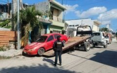 Retiran 528 vehículos en abandono