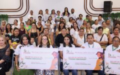 Blanca Merari entrega apoyos del programa “Todas Crecemos”