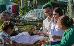 Pablo Bustamante reconoce el trabajo de las familias tianguistas que transforman Cancún