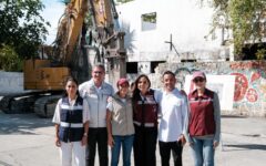 Derriban el viejo Hospital General de Cancún para construir nueva unidad Materno Infantil