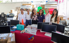 Ana Paty Peralta recibe nuevo equipamiento para los CDC DIF PILARES