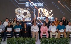 Reconocen 30 años de trayectoria y formación educativa del CECyTE Quintana Roo