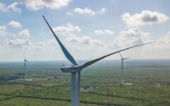 Avanza proyecto eólico