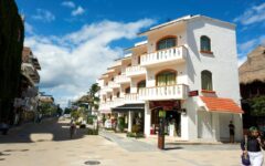 Hoteles del Centro se adaptan a competencia