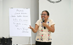 Playa del Carmen capacita en lengua maya a 35 servidores públicos