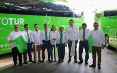 Impulsan modernización del transporte turístico con nuevas unidades de AUTOTUR
