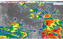 Continuarán las lluvias muy fuertes y descargas eléctricas en Quintana Roo