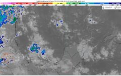 Prevén lluvias con actividad eléctrica y ambiente caluroso en Quintana Roo